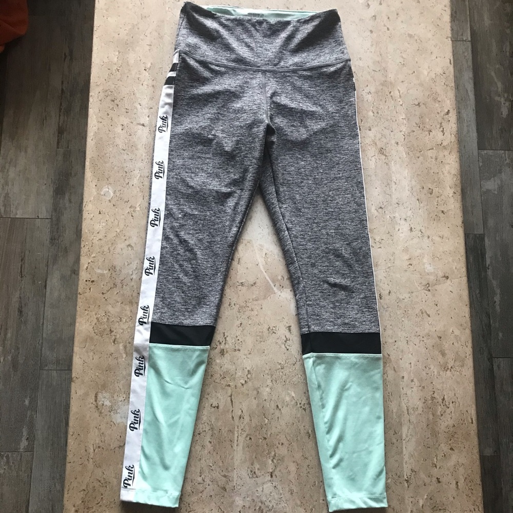 VS Pink Ultimate leggings